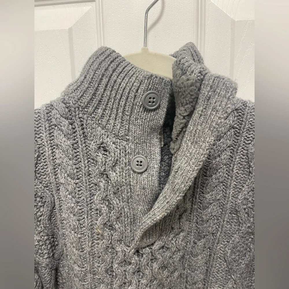 GAP Men's Charcoal Turtleneck Sweater